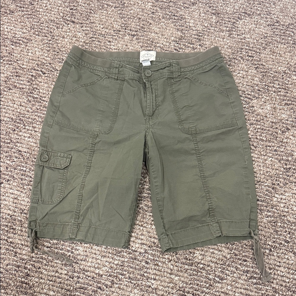 Women's Olive Cargo Shorts